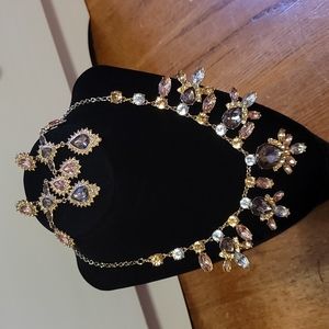 Avon Necklace and Earrings